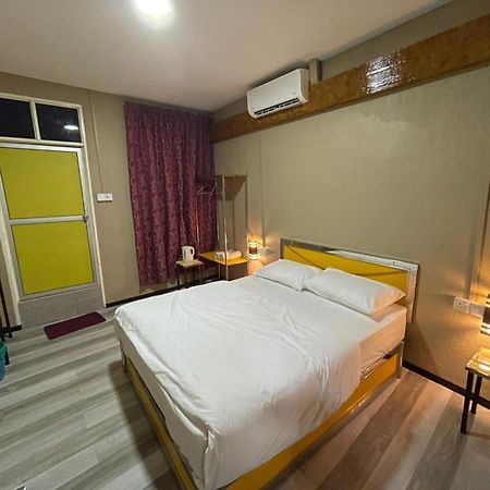 Nuwa Hotel Pasir Mas Exteriör bild